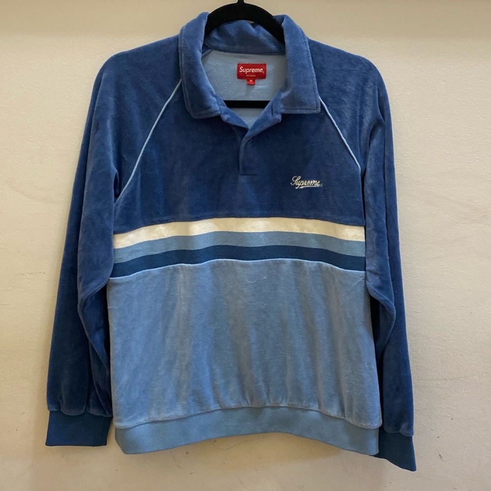 Supreme velvet raglan sleeve sweater